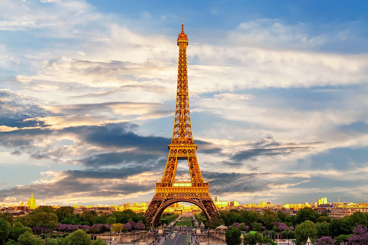 Mellow Trips_Valentines Day Blog_Paris_France